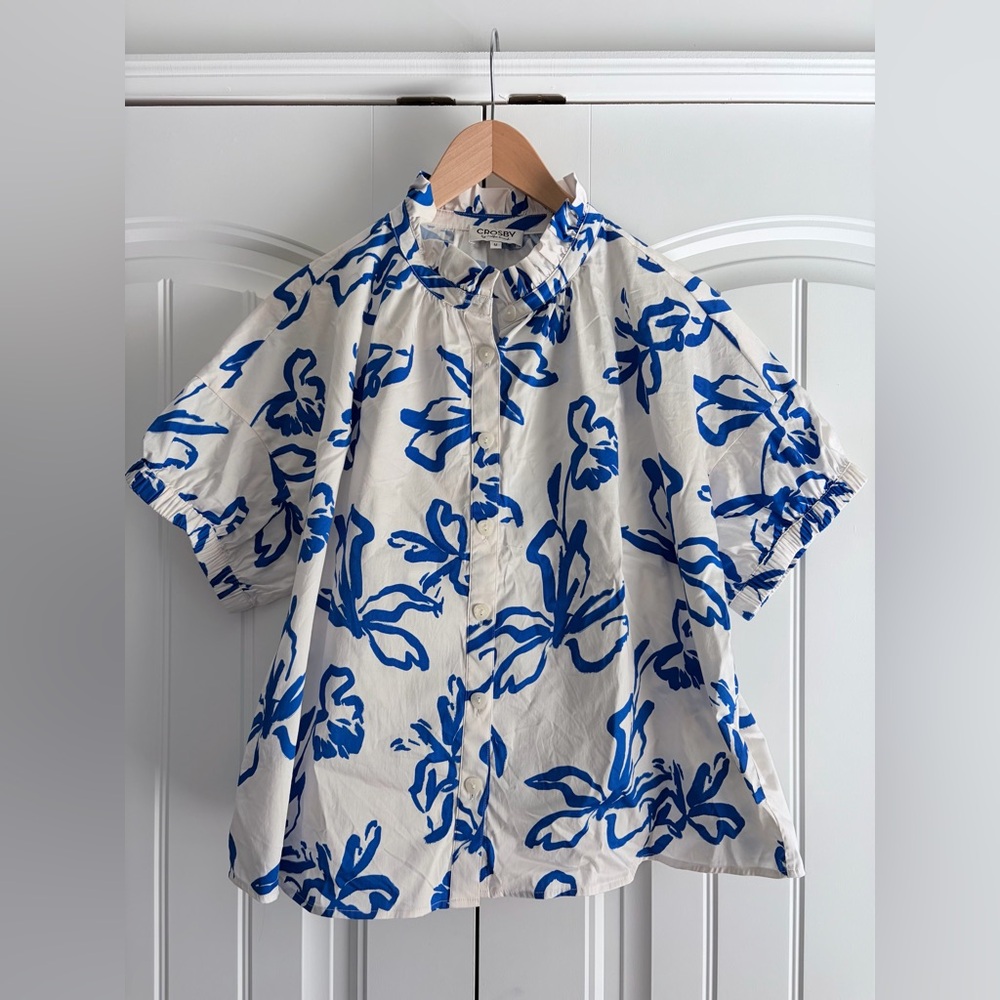 Crosby by Mollie Burch Britt Top Women's Blue White Size M EUC - Picture 3 of 10